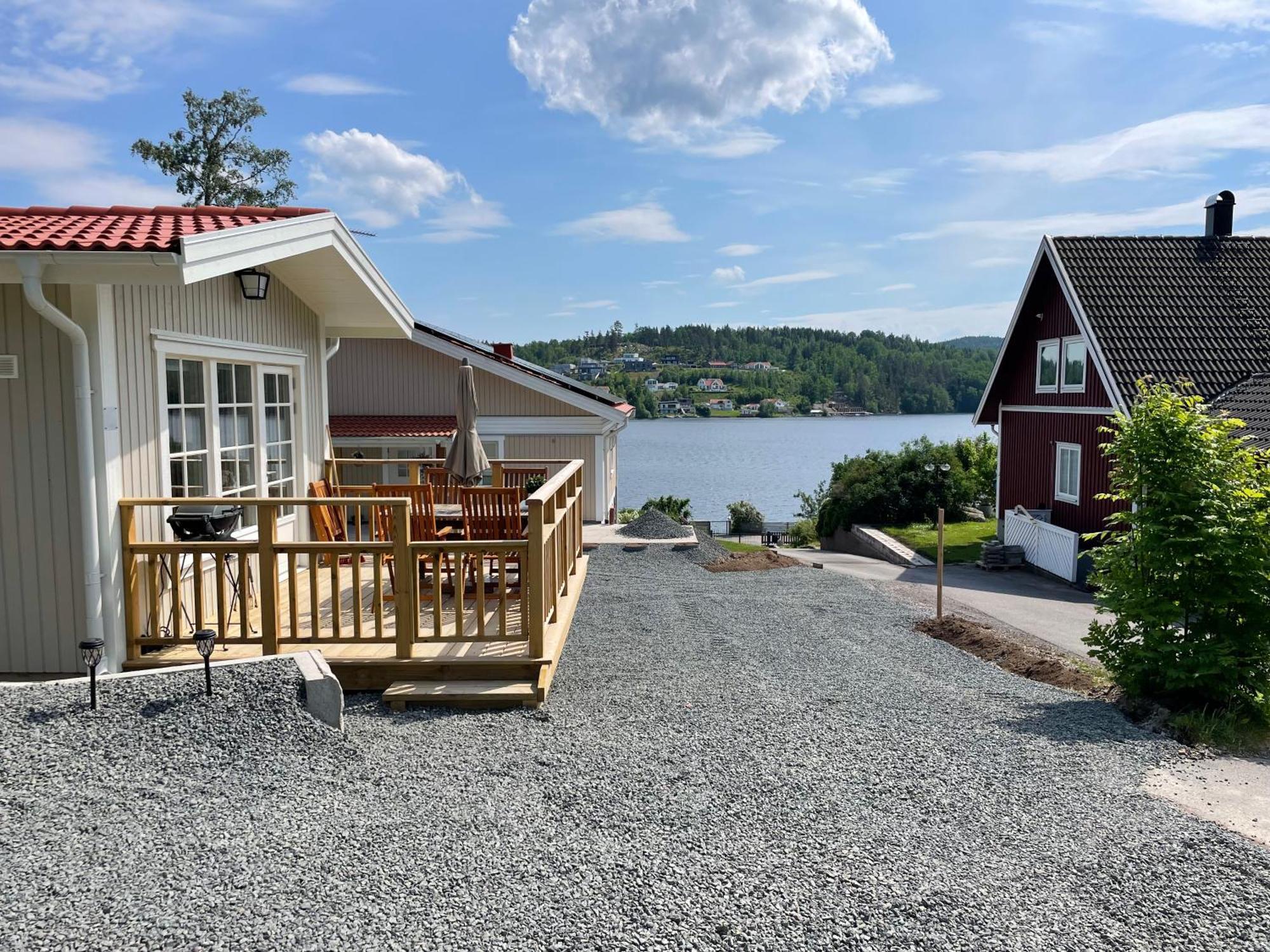 New House By The Lake Bunn & Private Bathing Jetty Gränna Exterior foto